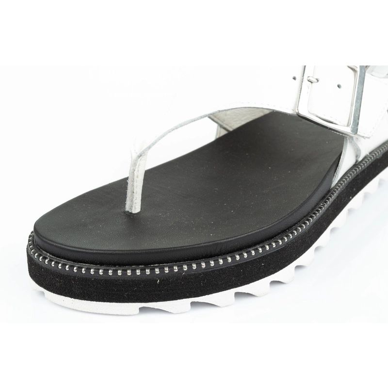 16. Sorel W NL6272-125 Flip-Flop Sandals