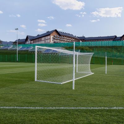 5. Yakima Goal Net 7.32 x 2.44 m 100113