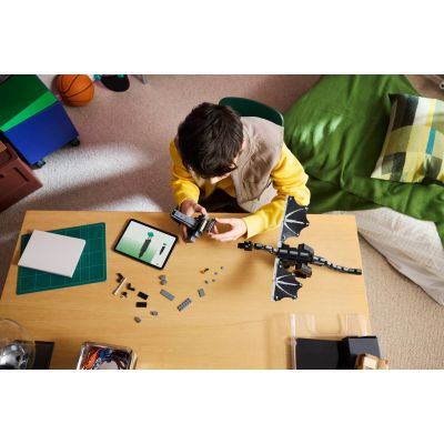 8. LEGO Minecraft 21595 - Ender Dragon