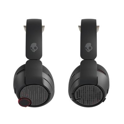 2. SKULCANDY Gaming Headset Crusher PLYR 720 Wireless Univ