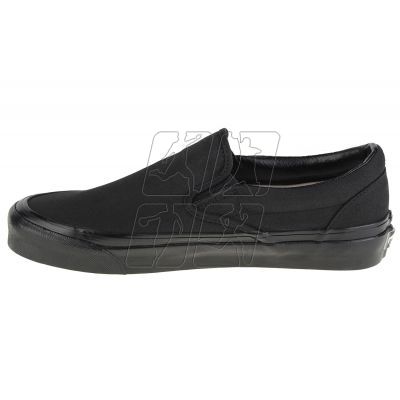 2. Vans Classic Slip-On VN0A3JEXUCX1