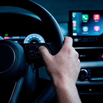 8. KRUGER&MATZ CAR RADIO KM2017 CARPLAY/ANDROIDAUTO 1DIN
