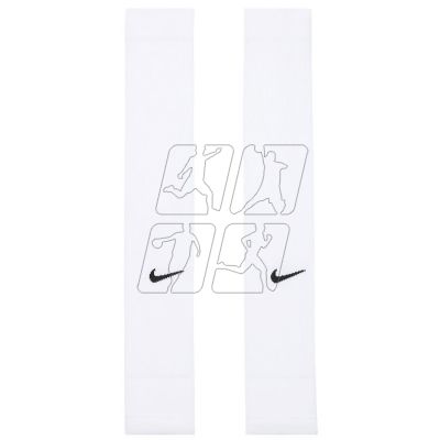 3. Nike Strike FQ8282-100 leggings