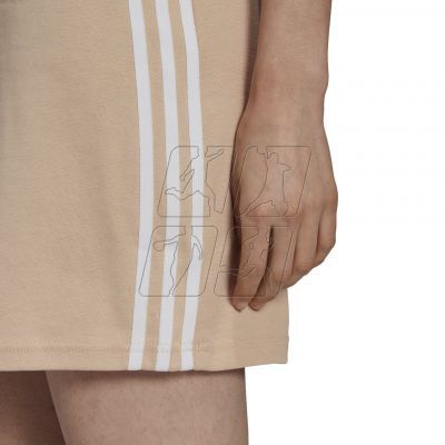 3. Adidas Adicolor Classics Racerback Dress W GT4260