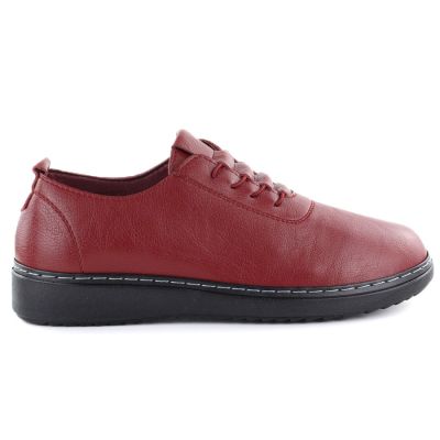 2. Women's comfortable burgundy shoes UNISOFT 5933