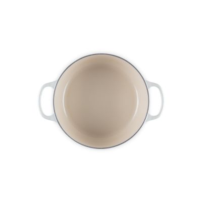 5. Le Creuset 21177247164430 cauldron 4.2 l White