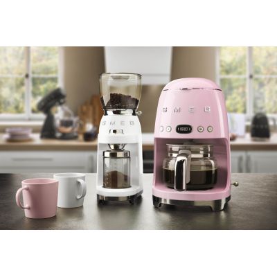 7. Smeg Filter Coffee Machine Style 50's Pink, DCF02PKEU