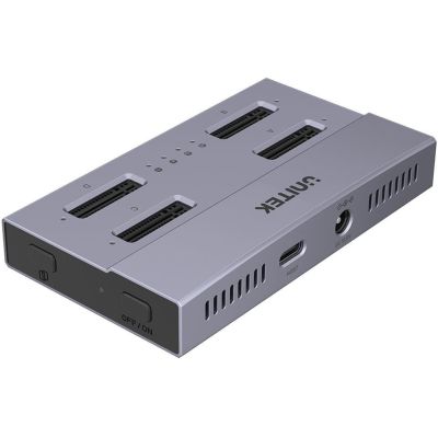 Unitek USB4 4-Bay M.2 SSD Docking/Cloning Station