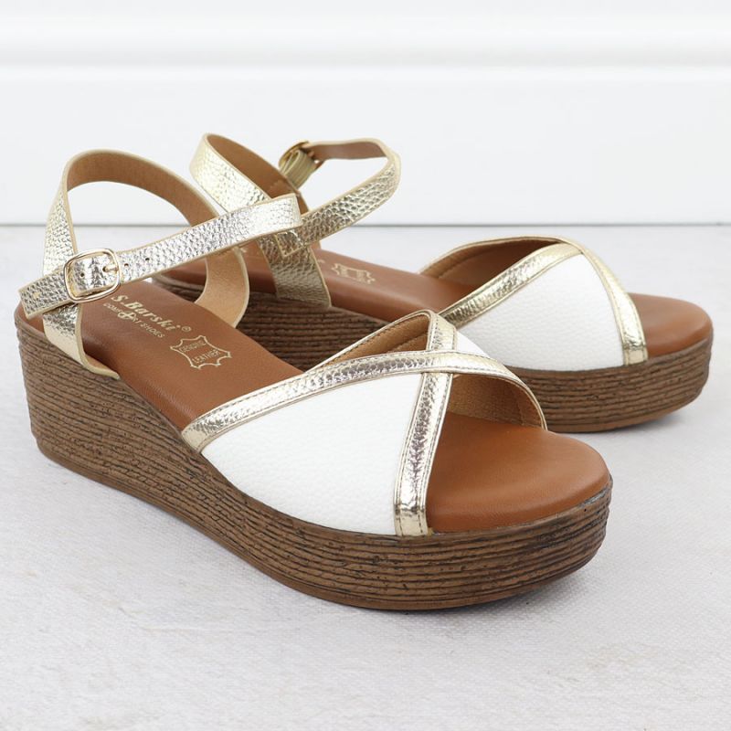 2. Women's wedge sandals in white and gold S.Barski PL51-324