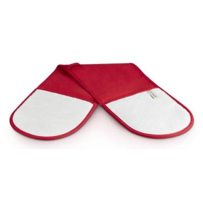 2. Le Creuset 95001000600000 Oven Glove Oven Glove 1 pc. Red Cotton