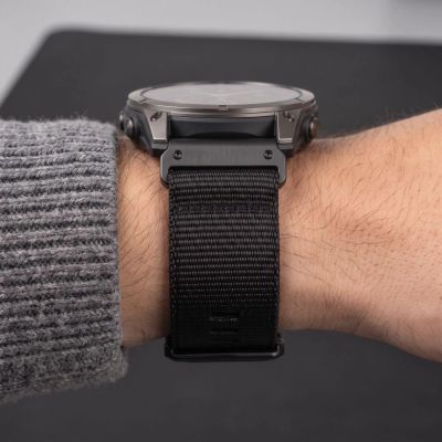 7. Tech-Protect Nylon Classic Strap for Garmin Fenix ​​5X / 5X Plus / 6X / 6X Pro / 7X / 8 / 8 Pro / 9 / 9 Pro (47 mm) - Black