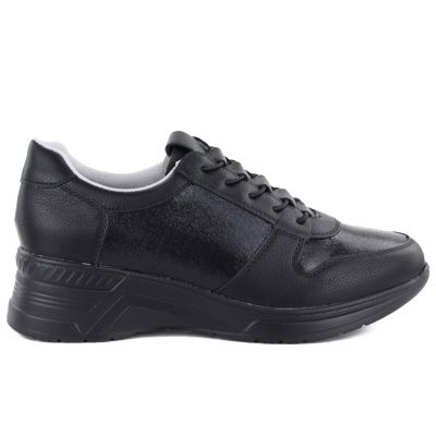 2. Women's sports shoes classic black M.Daszyński MR24129