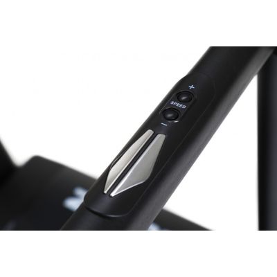 10. ZIPRO Notus treadmill 470 x 1350 mm 18 km/h
