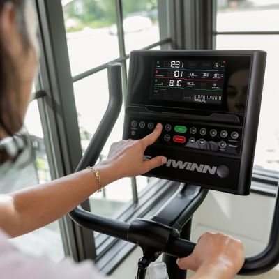 31. Schwinn 590U Programmable Bike 100952