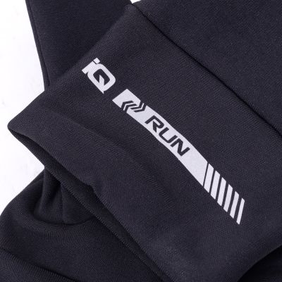 5. IQ Seram Gloves 92800621192