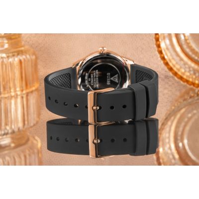 7. Guess Roxy Women's Watch GW0942L3 + BOX