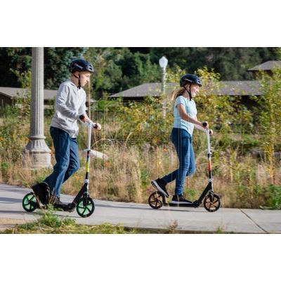 6. Razor A5 Lux Light UP Jr scooter 13073033