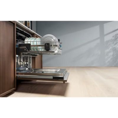 3. Built-in dishwasher ELECTROLUX EEC87400W ComfortLift automatic door opening Time Beam time display energy class C
