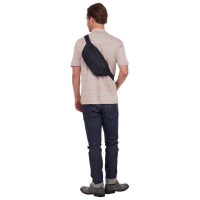 8. Thule Subterra 2 Shoulder Bag Black