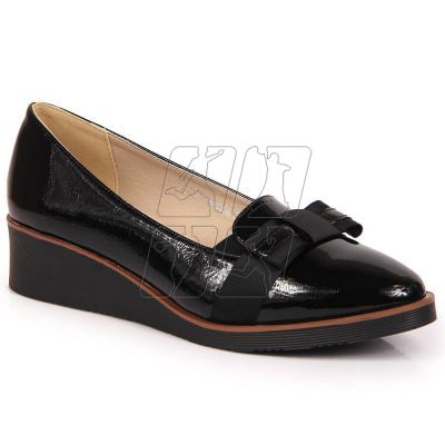 4. Vinceza W JAN71 black patent shoes