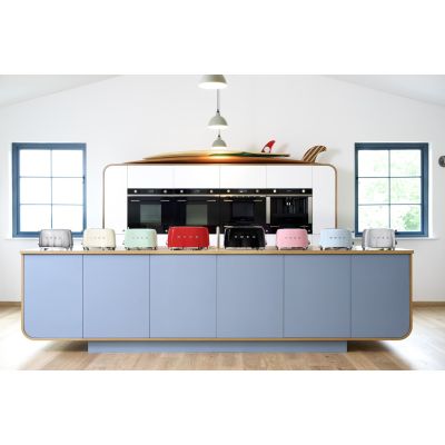 34. SMEG TSF01CREU Toaster