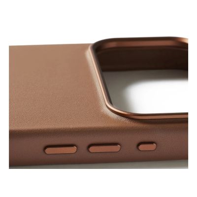 4. Mujjo Leather Case - MagSafe compatible leather case for iPhone 17 Pro Max (tan)