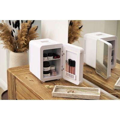 12. Mini fridge with mirror ADLER AD 8085