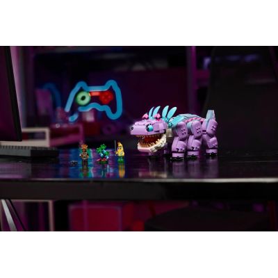 20. LEGO Fortnite 77077 Flowerbed