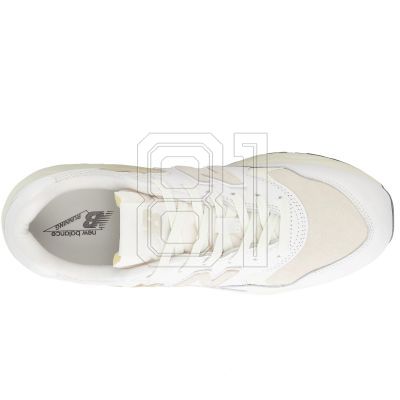 8. New Balance W MT580VTG Shoes