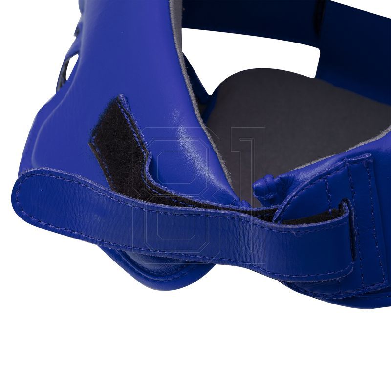 5. Adidas AIBAH1 boxing helmet