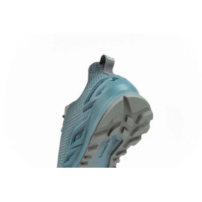 8. Lowa W 320433 6073 GORE-TEX sports shoes