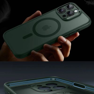 7. ESR Classic Pro Set Halolock MagSafe Case for iPhone 16 Pro Max - Green