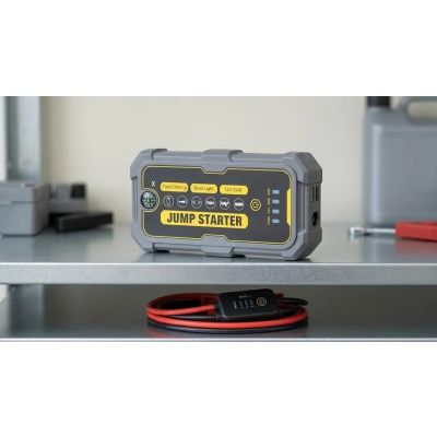 9. Extralink MaxJump 1 Power-Booster & Powerbank