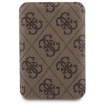 9. Guess 4G Metal Logo case set for iPhone 15 + 5000mAh MagSafe power bank - brown