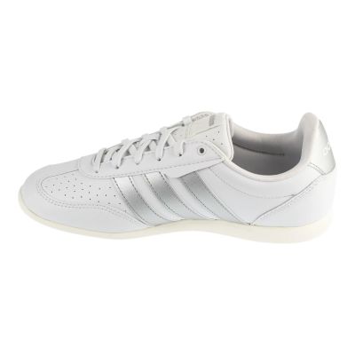 2. adidas Barreda Lo HQ7386 White 36