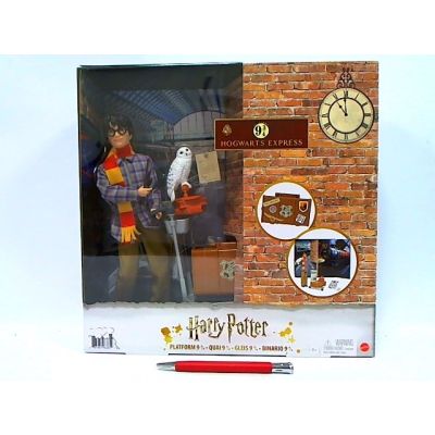 8. Harry Potter GXW31 Action/Collectible Figure