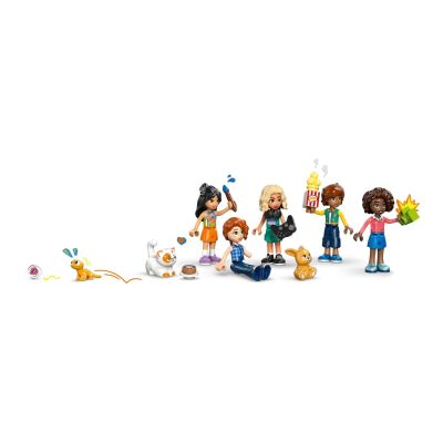 8. LEGO Friends 42689 - Heartlake Clubhouse