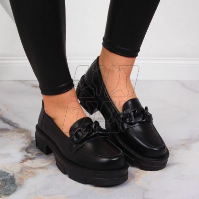 7. Leather shoes with chain Filippo W PAW252C black