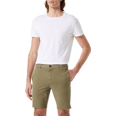 2. Hugo Boss men's summer chino shorts green (50471182-345)