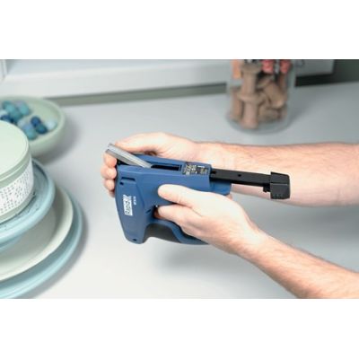 7. Rapid BTX10 Battery Stapler