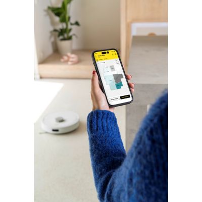 8. Cleaning robot with KARCHER RVC 3 Comfort Extra base