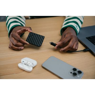 5. Verbatim Store 'n' Go Mini Diamond 1TB USB Type-C 3.2 Gen 2 (3.1 Gen 2) Black