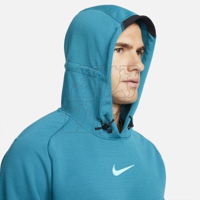 3. Nike Pro M sweatshirt DM5889-367