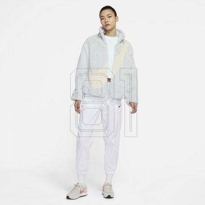 6. Nike Sportswear Jacket W DO3791-025