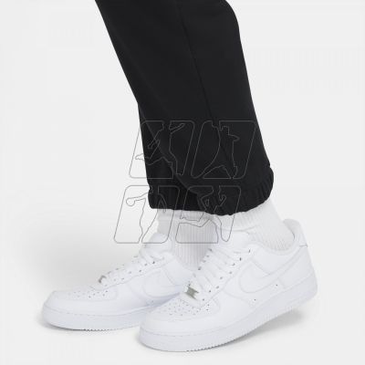 5. Nike Sportswear Swoosh Pants W CZ8905-010