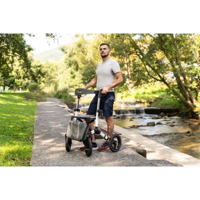 7. Off-road four-wheeled kickstand RANGER SILVER