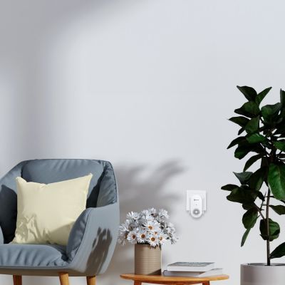 12. EZVIZ CH1 WiFi Smart Doorbell 72dB