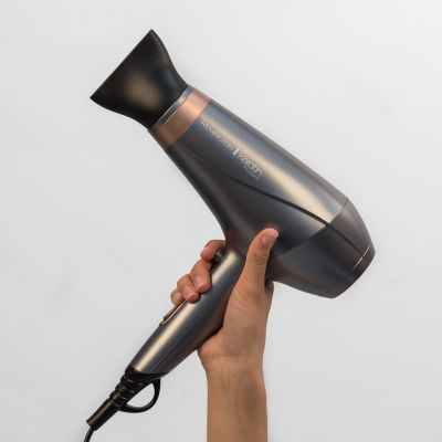 9. REMINGTON AC8820 Hair Dryer