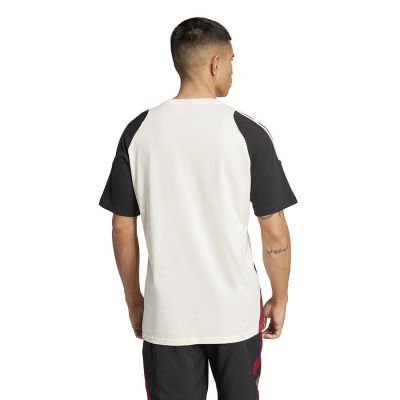 2. adidas Manchester United DNA Tee M JE3735