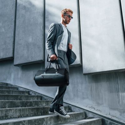 13. Wozinsky Premium Suit Travel Bag with Wet Pocket (45L) - Black